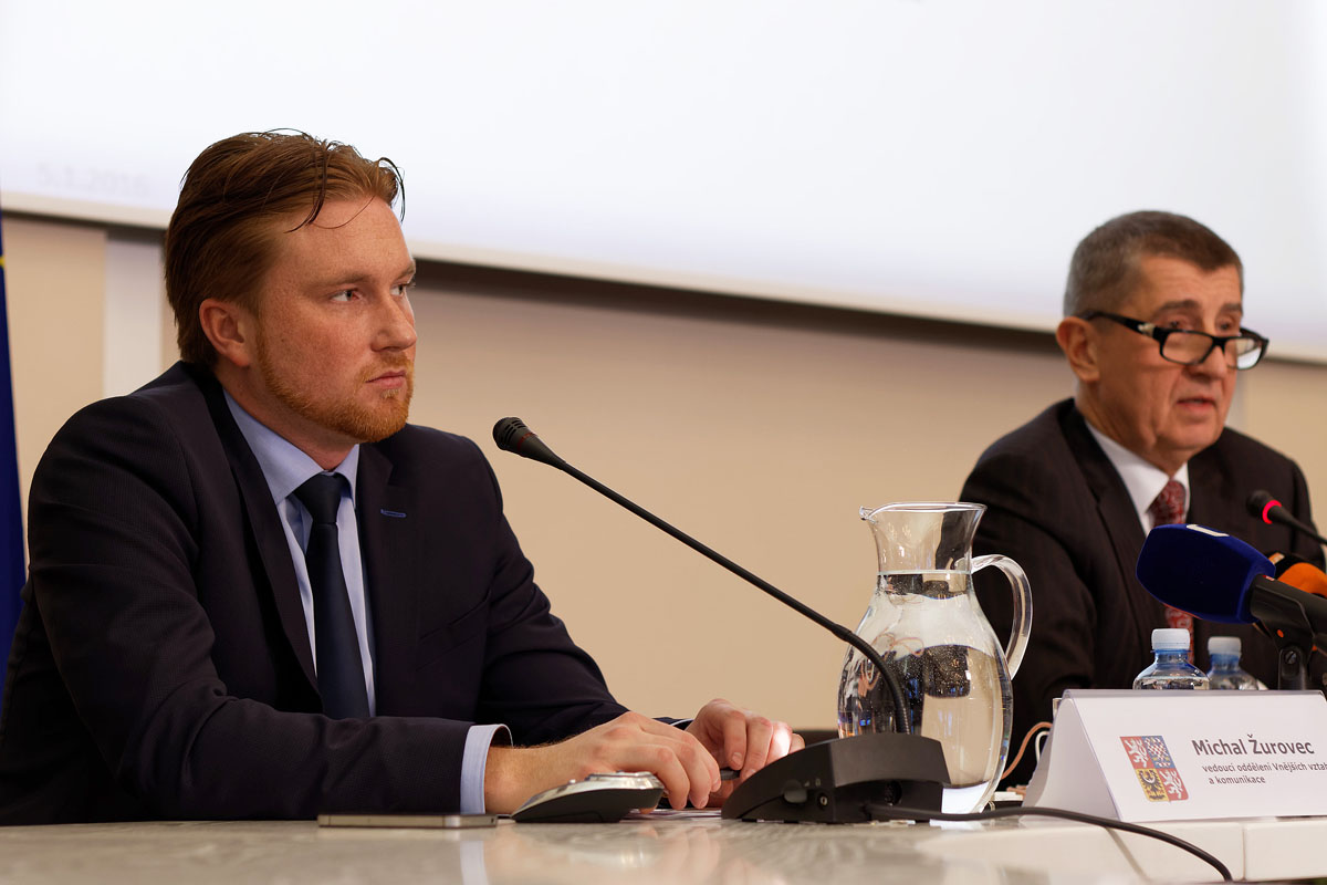 Michal Žurovec, tiskový mluvčí Ministersva financí a Andrej Babiš, ministr financí, 5.1.2016