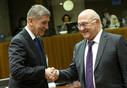 Ministr financí Andrej Babiš a francouzský ministr financí Michel Sapin, Brusel, 8.3.2016, Foto: Evropská Unie